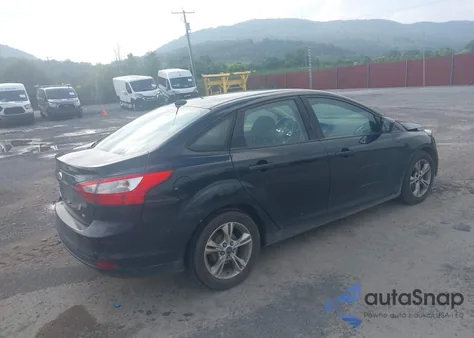 2014 Ford Focus Se z USA, uszkodzony, nr VIN 1FADP3F20EL418397